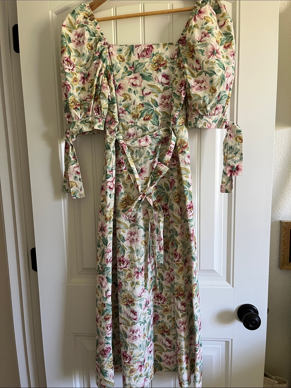 ASOS Puff Sleeve Floral Button-Front Midi Dress in Pink, Green & Cream - Picture 8 of 16